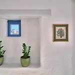 Villa Leticia With Pool With Amazing Sea Views, Paros Marpissa