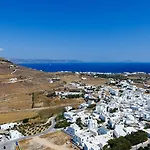 Leticia With Pool With Amazing Sea Views, Paros ヴィラ