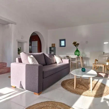 Leticia With Pool With Amazing Sea Views, Paros Villa