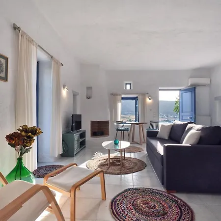 Villa Leticia With Pool With Amazing Sea Views, Paros